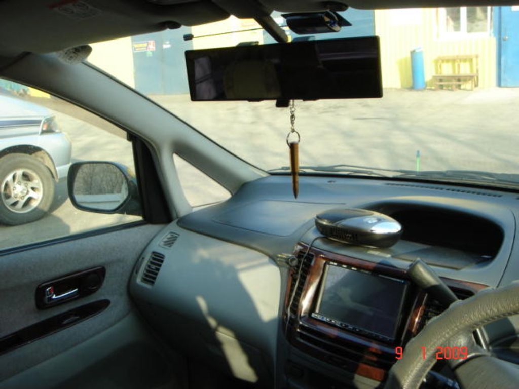 1998 Toyota Nadia