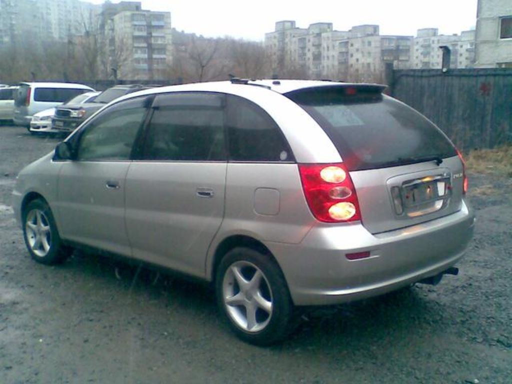 1998 Toyota Nadia