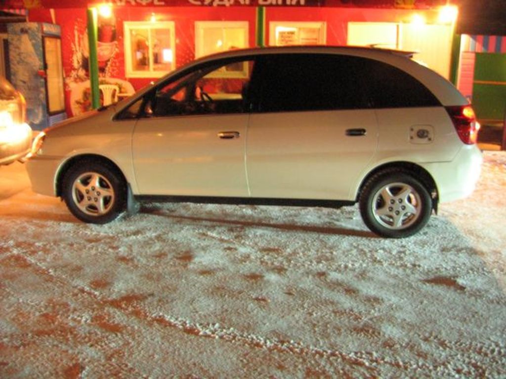 Toyota nadia 1998