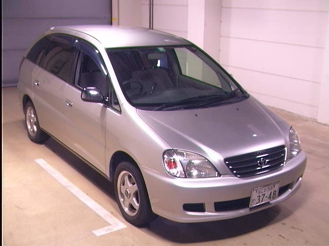 1998 Toyota Nadia Pictures