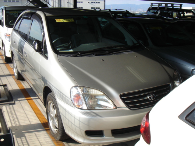1998 Toyota Nadia Pictures