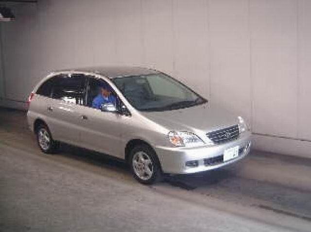 1998 Toyota Nadia Pictures