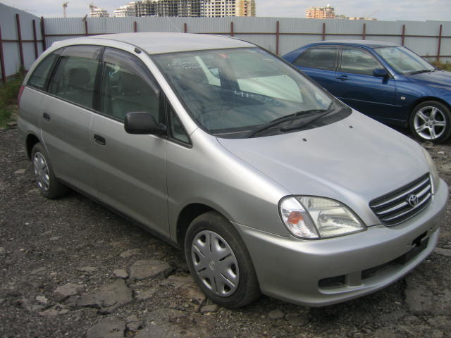 1998 Toyota Nadia Photos