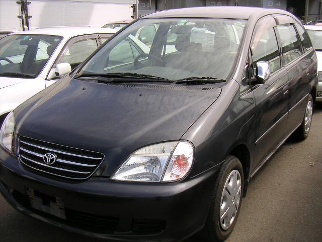 1998 Toyota Nadia Photos