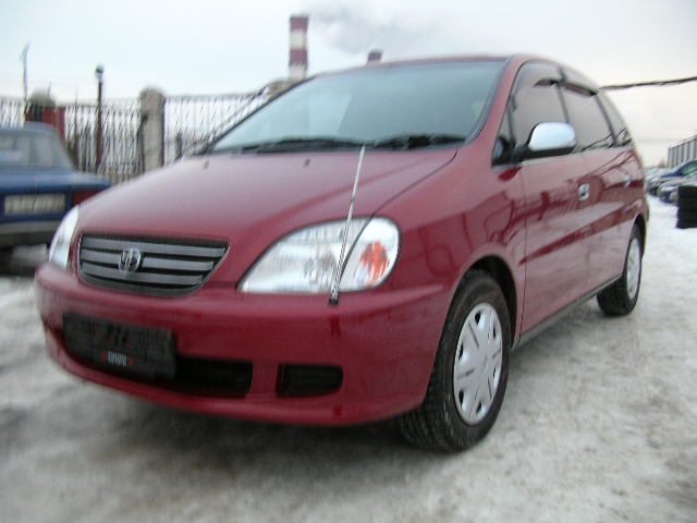 1998 Toyota Nadia