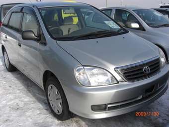1998 Toyota Nadia Pictures