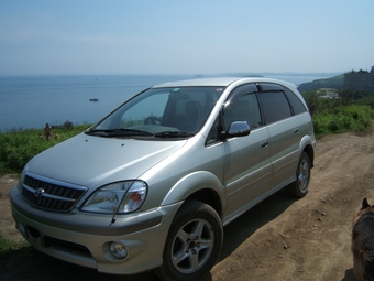 1999 Toyota Nadia