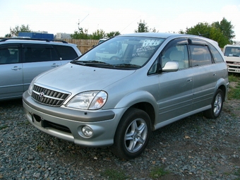 1999 Toyota Nadia