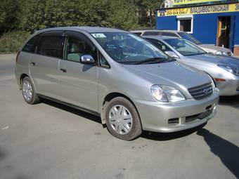 1999 Toyota Nadia