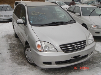 1999 Toyota Nadia