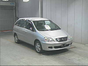 Бампер toyota nadia