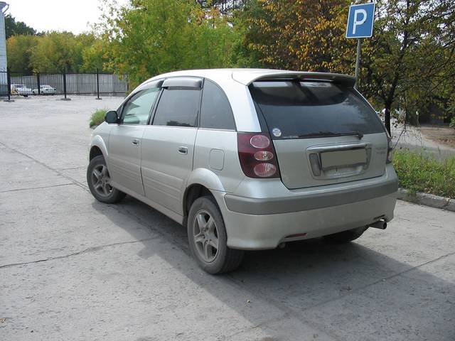 1999 Toyota Nadia