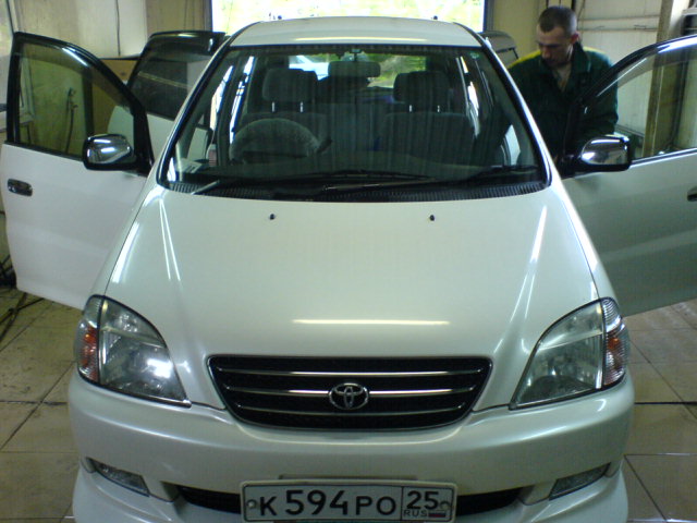 1999 Toyota Nadia