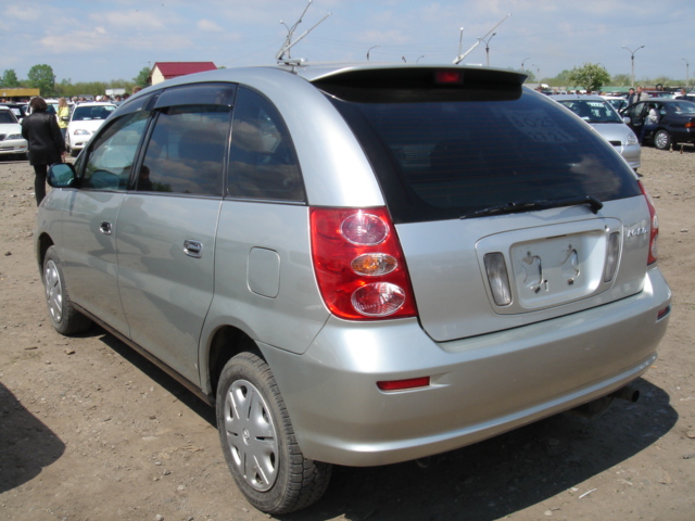 1999 Toyota Nadia