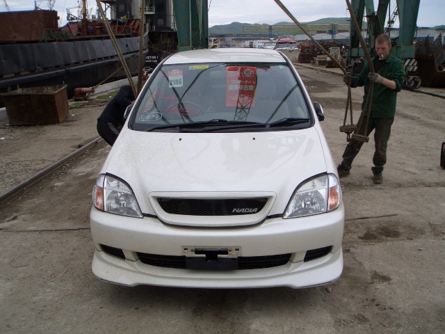1999 Toyota Nadia