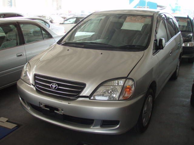 1999 Toyota Nadia
