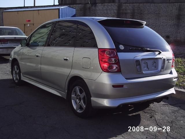 1999 Toyota Nadia