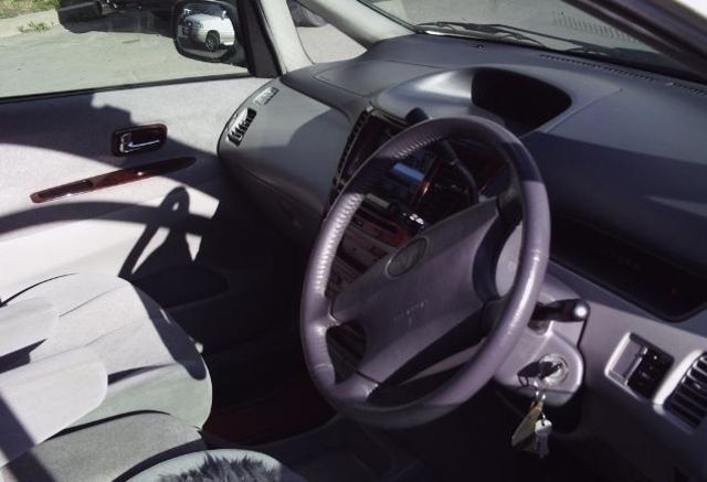 1999 Toyota Nadia