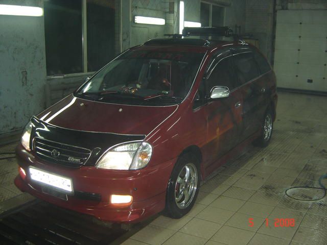 1999 Toyota Nadia