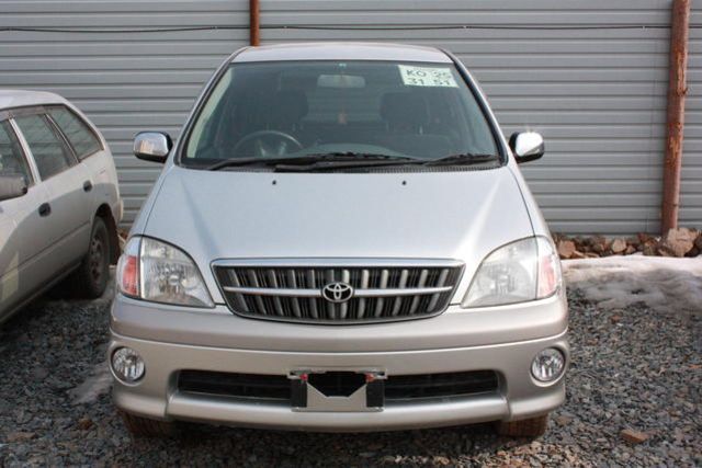 1999 Toyota Nadia