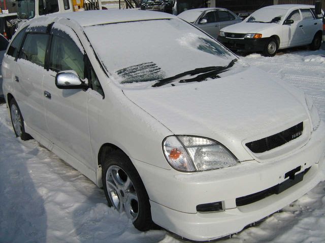 1999 Toyota Nadia