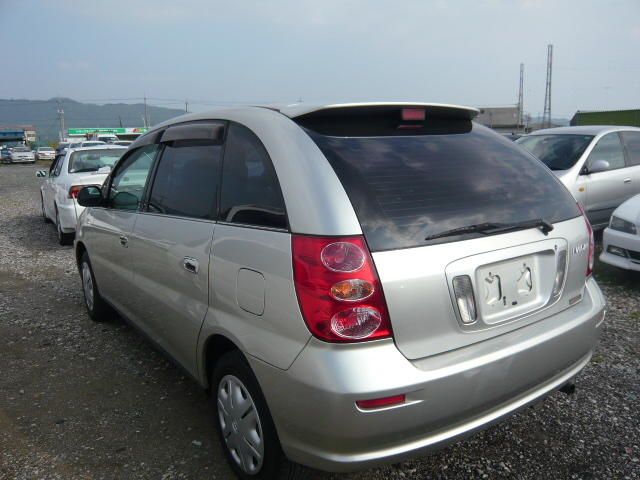 1999 Toyota Nadia