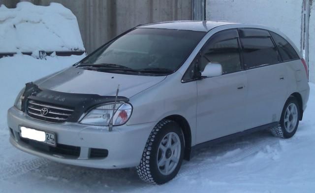 1999 Toyota Nadia
