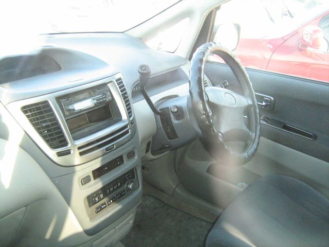 1999 Toyota Nadia