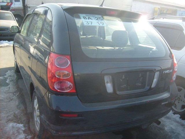 1999 Toyota Nadia