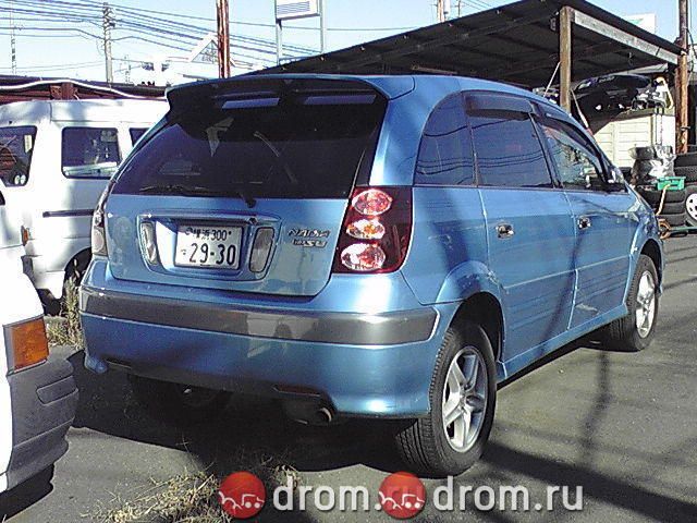 1999 Toyota Nadia