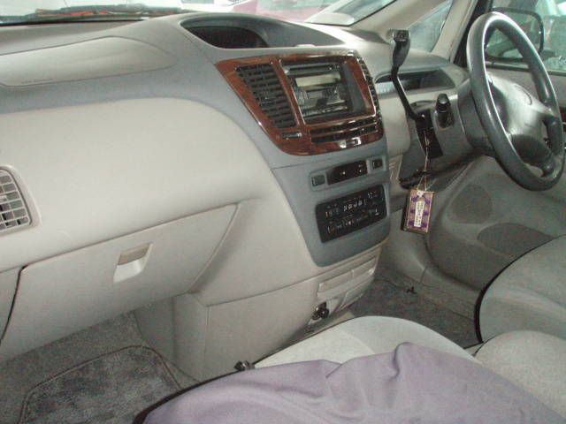 1999 Toyota Nadia
