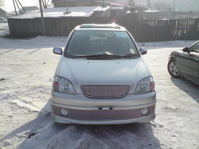 1999 Toyota Nadia