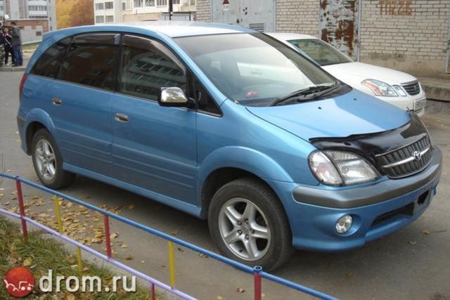 1999 Toyota Nadia
