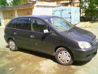 1999 Toyota Nadia Images