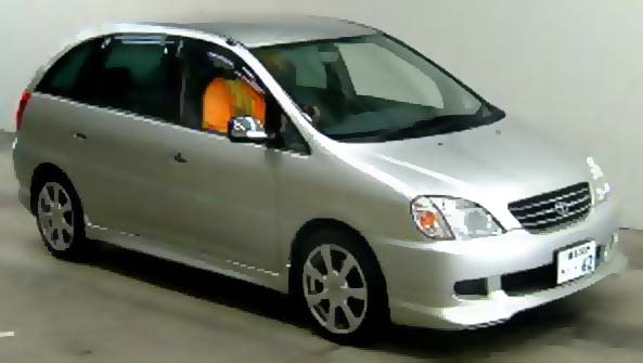 1999 Toyota Nadia Images