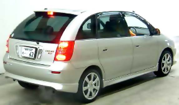 1999 Toyota Nadia Pictures