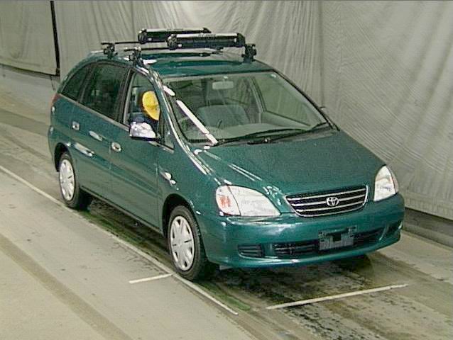 1999 Toyota Nadia Photos