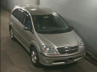 1999 Toyota Nadia Images