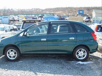 1999 Toyota Nadia Photos