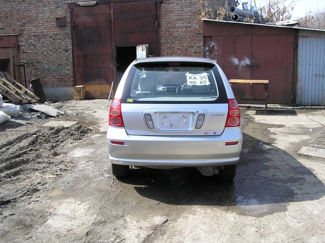 2000 Toyota Nadia