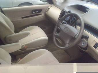 Toyota Nadia