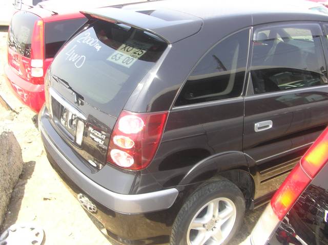 2000 Toyota Nadia