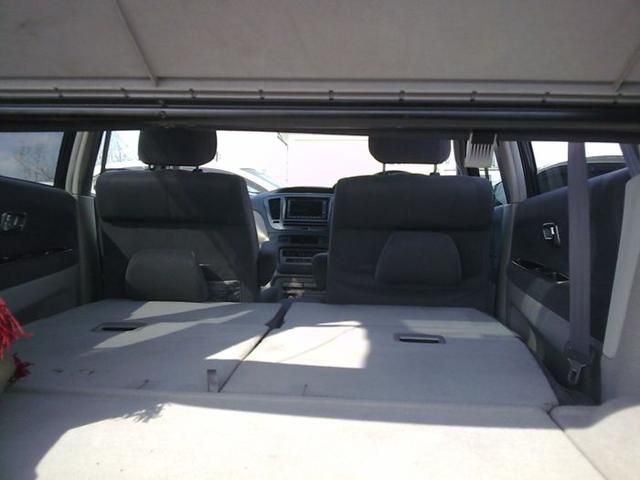 2000 Toyota Nadia