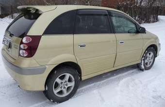 2000 Toyota Nadia