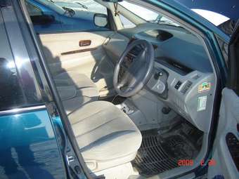 Toyota Nadia