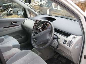 Toyota Nadia