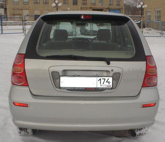 2000 Toyota Nadia