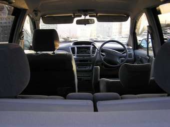 Toyota Nadia
