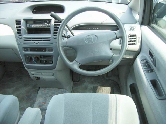 2000 Toyota Nadia For Sale