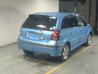 2000 Toyota Nadia Pics